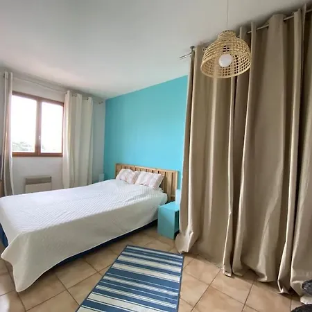 Small House 6p In Bormes, Quiet , Hill-view *