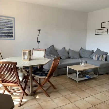 Small House 6p In Bormes, Quiet , Hill-view Ferienhaus *